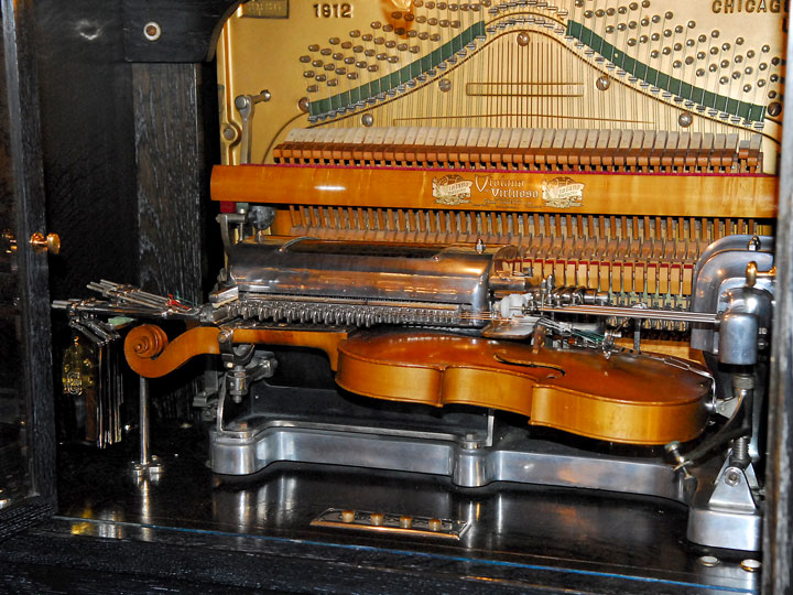 Its musical versatility allows it to handle every type of music from Classical and Operatic to frenetic Ragtime tempos.