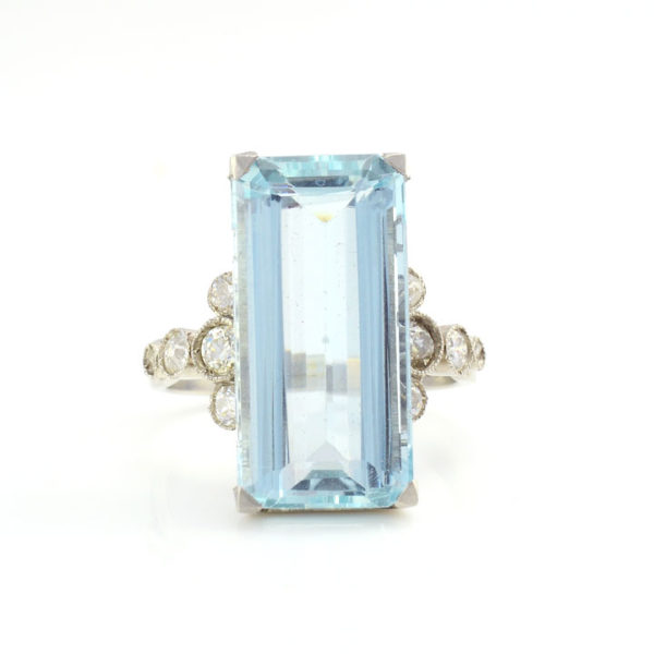Platinum 8.5 Carat Aquamarine Ring With Diamonds