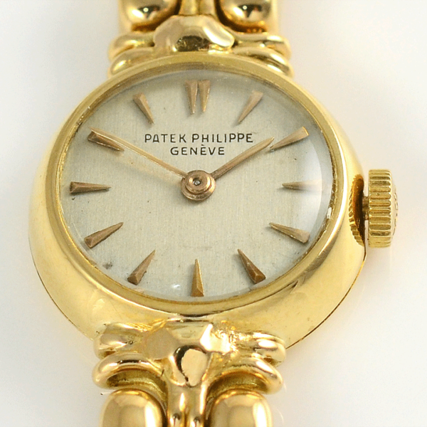 18K Gold Ladies Patek Philippe Wrist Watch