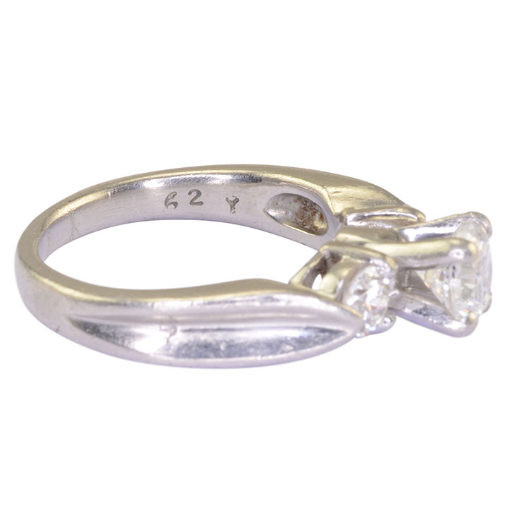 Platinum 0.60 Carat Center Diamond Ring