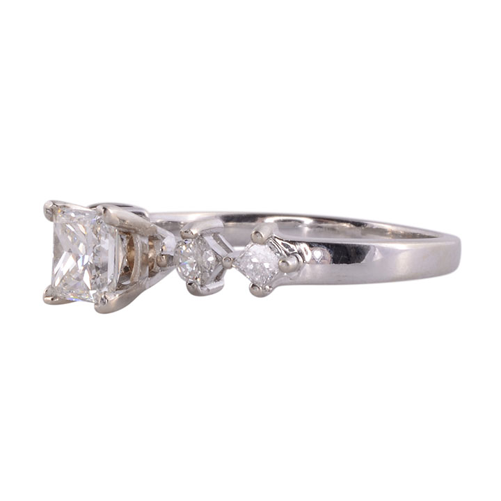EGL Certified VVS2 Princess Cut Center Diamond Engagement Ring