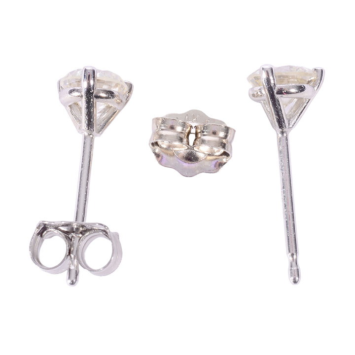 VVS2 Diamond Stud Earrings