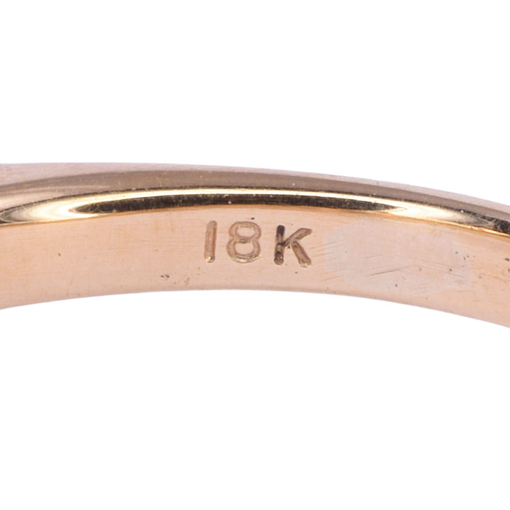 18K Gold VVS1 Round Brilliant Solitaire Diamond Engagement Ring