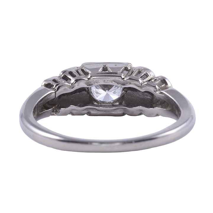 VVS2 Diamond 18KW Engagement Ring