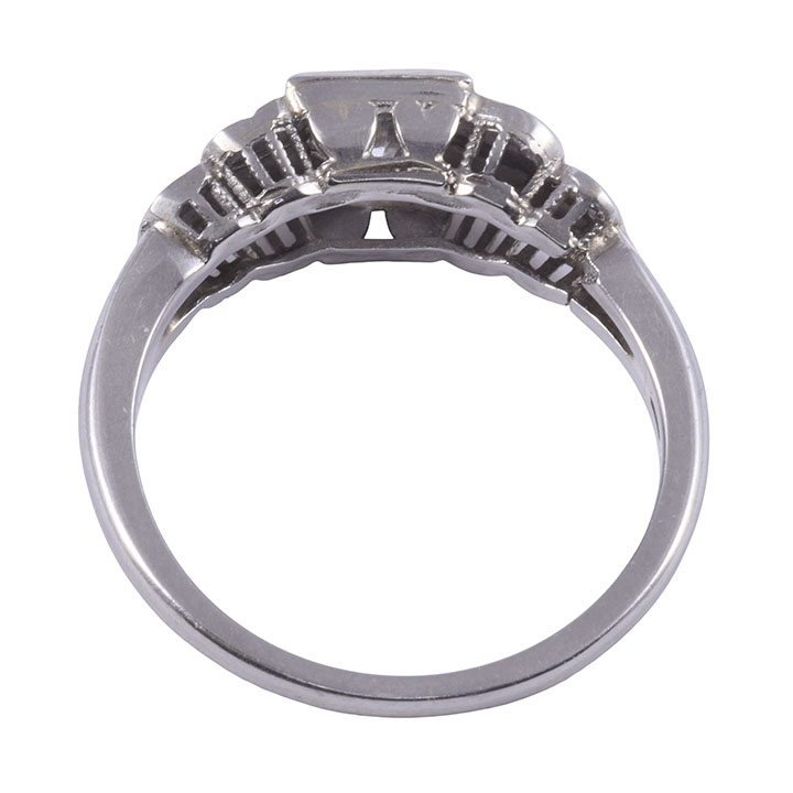 VVS2 Diamond 18KW Engagement Ring