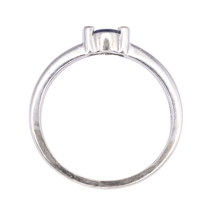 Oval Sapphire & Diamond White Gold Ring