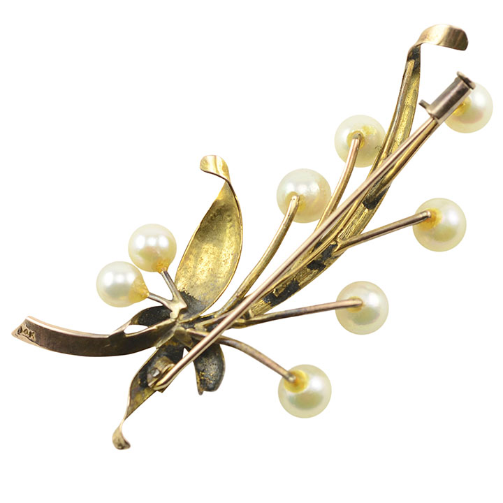 Floral Design Cultured Pearl Pin