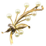 Floral Design Cultured Pearl Pin