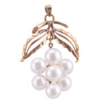 pearl flower pendant