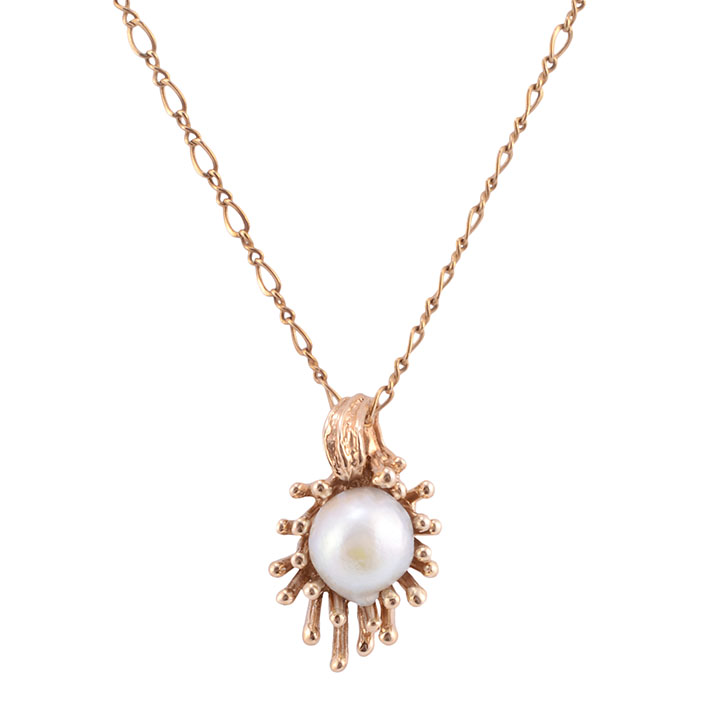 cultured pearl pendant