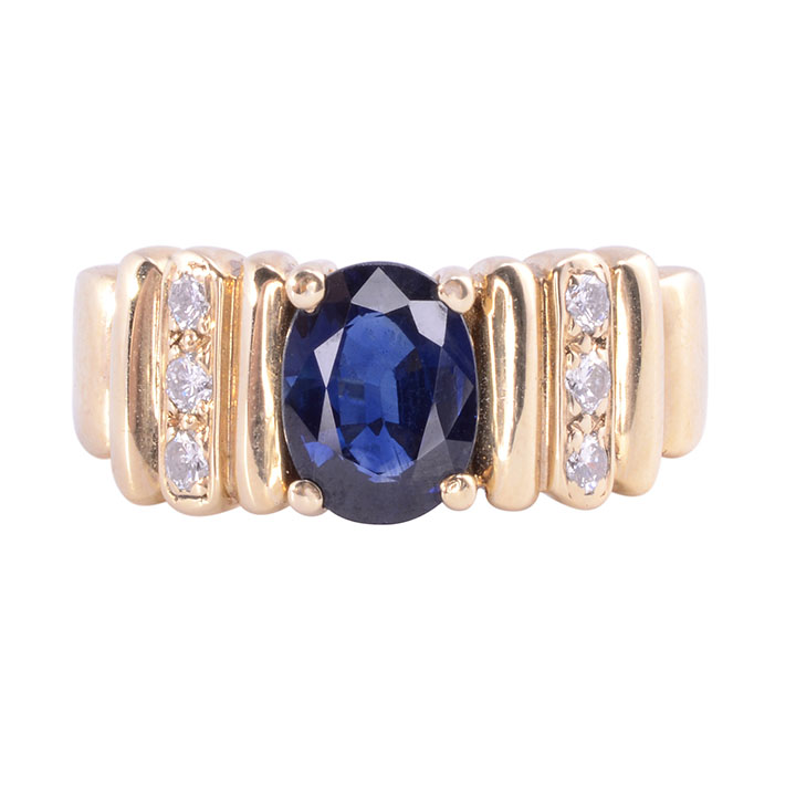 Oval Sapphire 14K Yellow Gold Ring