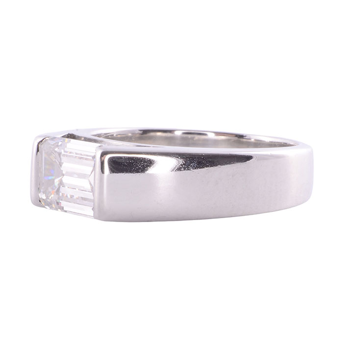 1.73 Carat VVS2 Emerald Cut Diamond Platinum Ring
