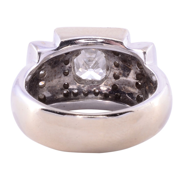 1.08 Carat Radiant Cut VVS2 Diamond Ring