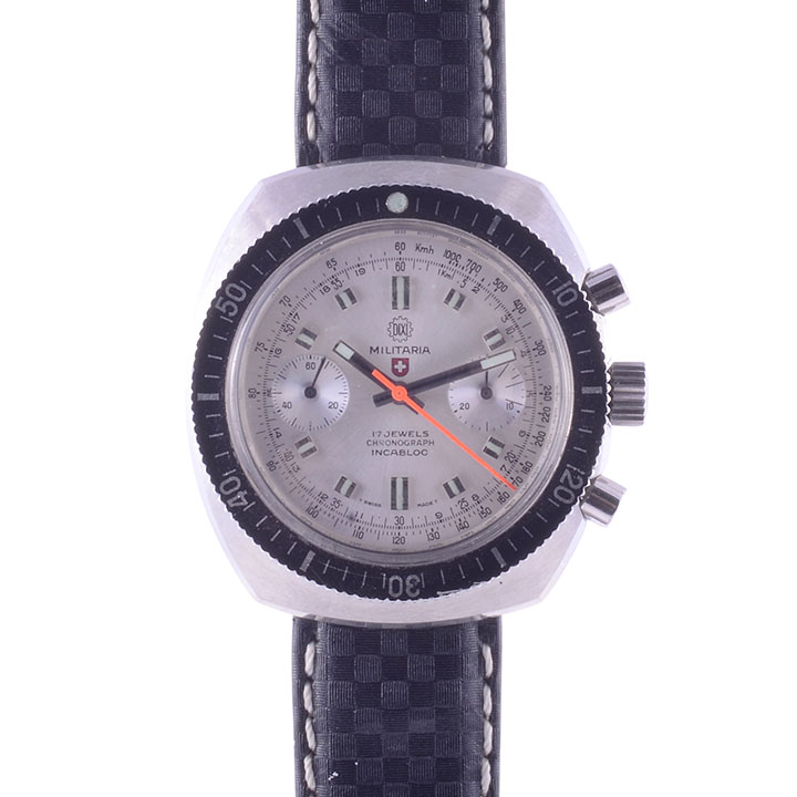 Militaria Tonneau Case Chronograph Wrist Watch