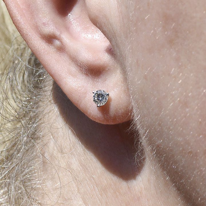 VVS2 .80 CTW Diamond Stud Earrings