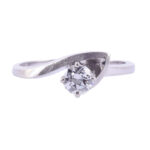 VVS2 Solitaire Diamond Engagement Ring