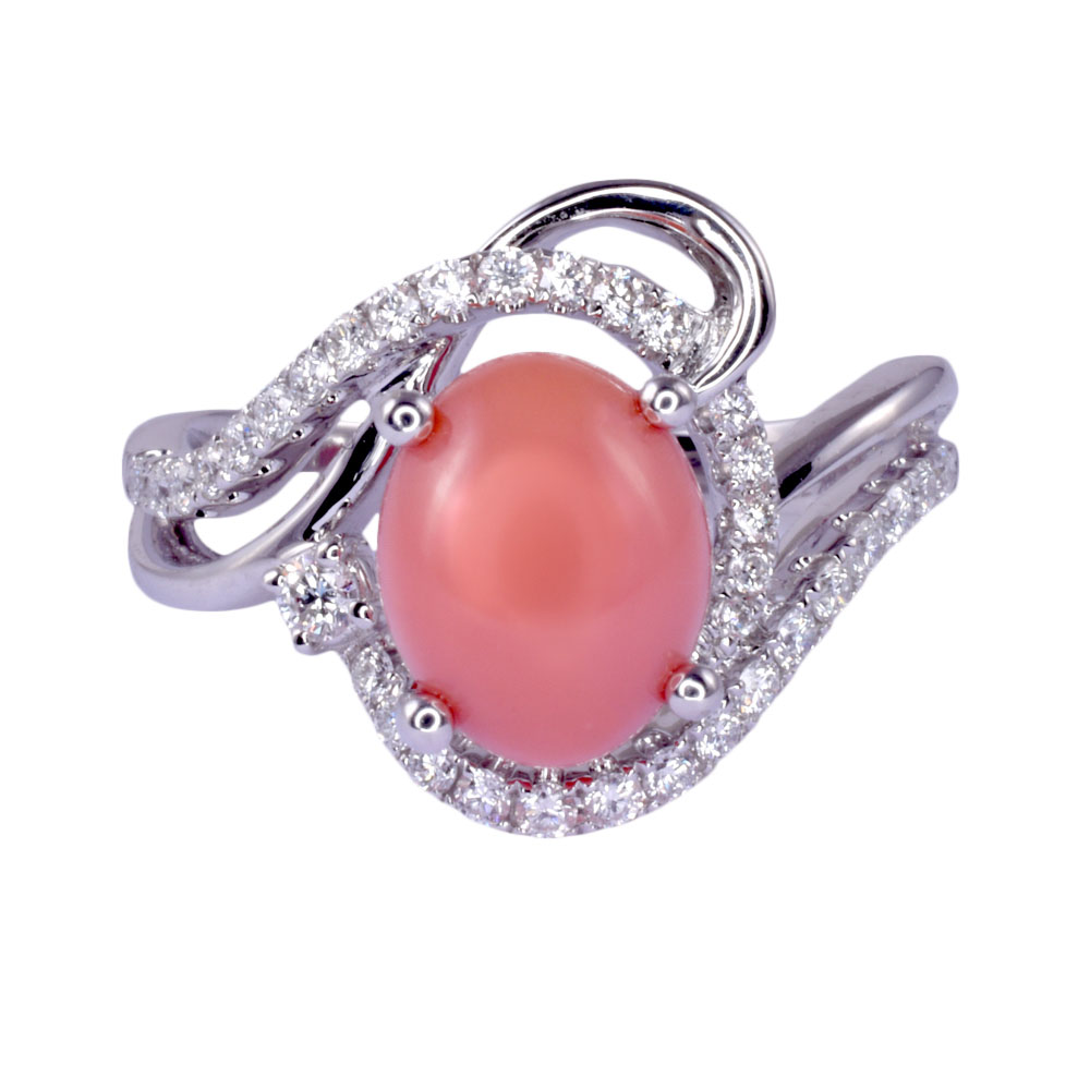 Rare Conch Pearl 18K White Gold Ring