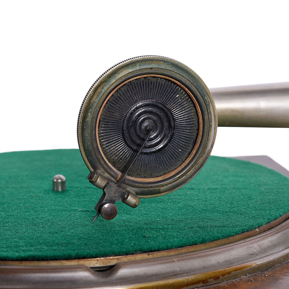 Columbia BNW Improved Royal Phonograph Gramophone