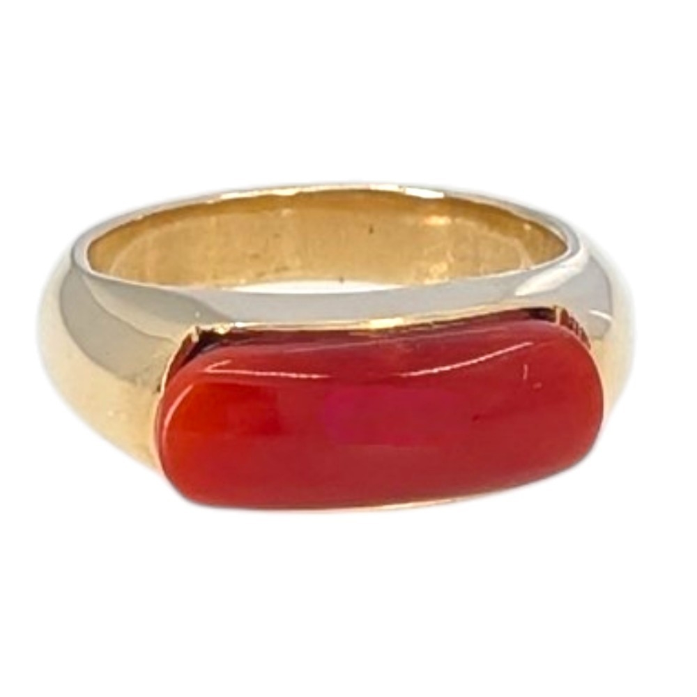 Coral 18K Saddle Ring