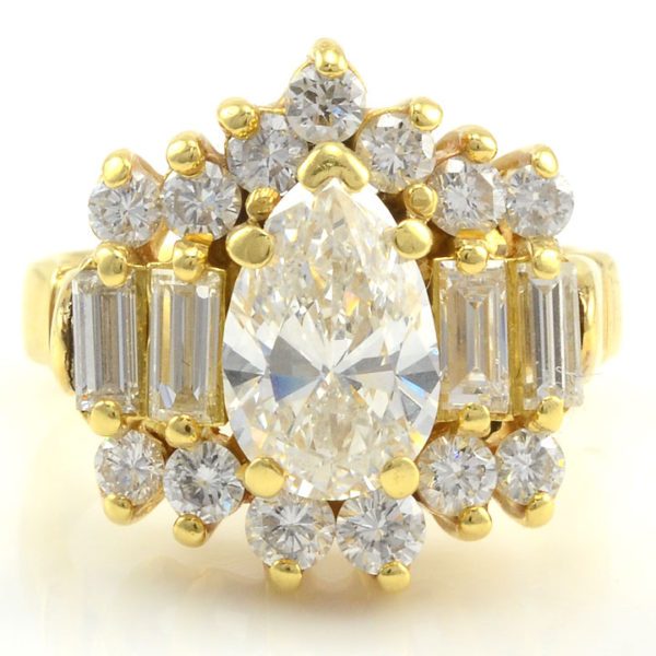 18 Karat Yellow Gold 2.75 CTW Multi Diamond Ring