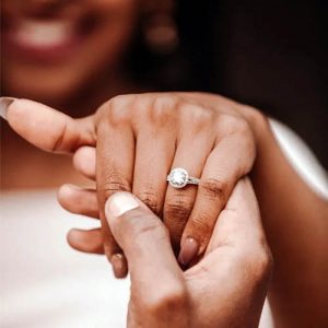 How to Select an Engagement Ring Your Partner Will Love